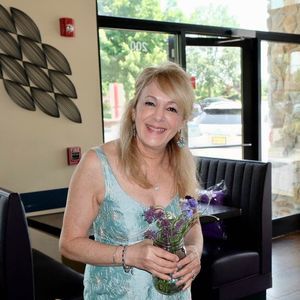 Meet your Posher, Beth